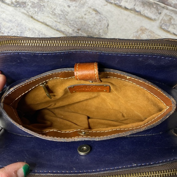 Patricia Nash Lamia Crossbody - Picture 6 of 10